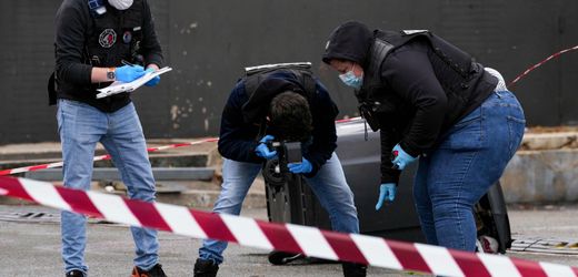 Toter und mehrere Verletzte bei Schüssen in der Nähe von Paris, Terrorverdacht
