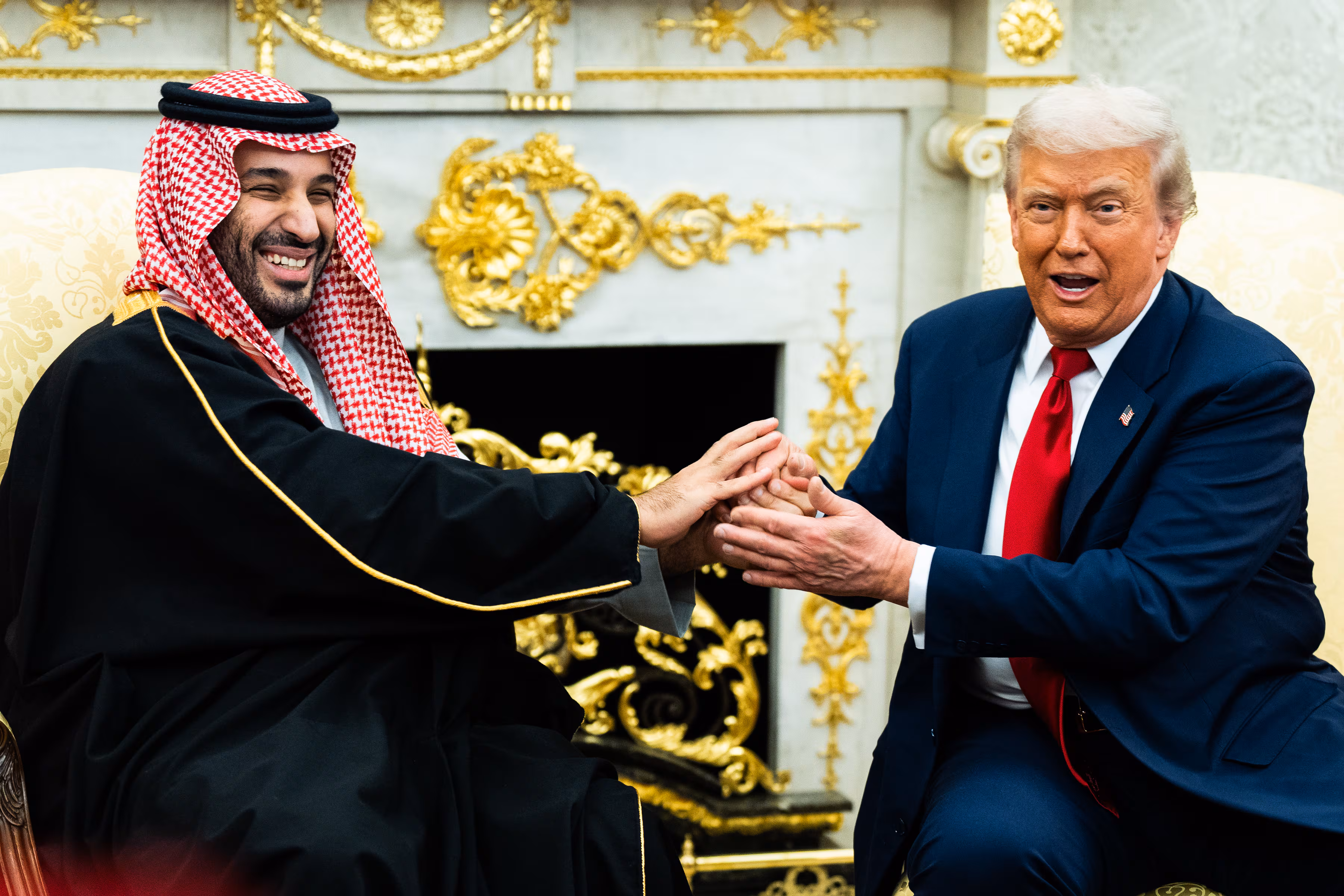 Trump autoriza un acuerdo nuclear con Arabia Saudí que permitirá el enriquecimiento de uranio