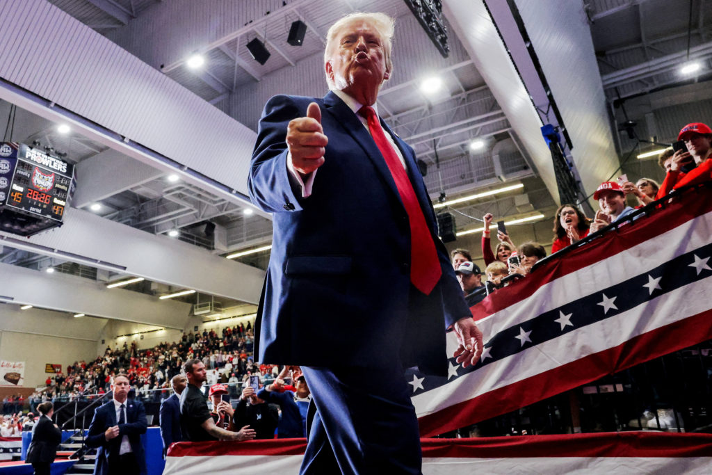 Trump Campaigns for Paxton in Texas as Senate Race Nears