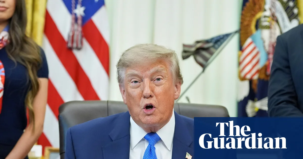 Trump fordert von Iran Entschädigung für Opfer von Angriffen, während Verhandlungen ins Stocken geraten