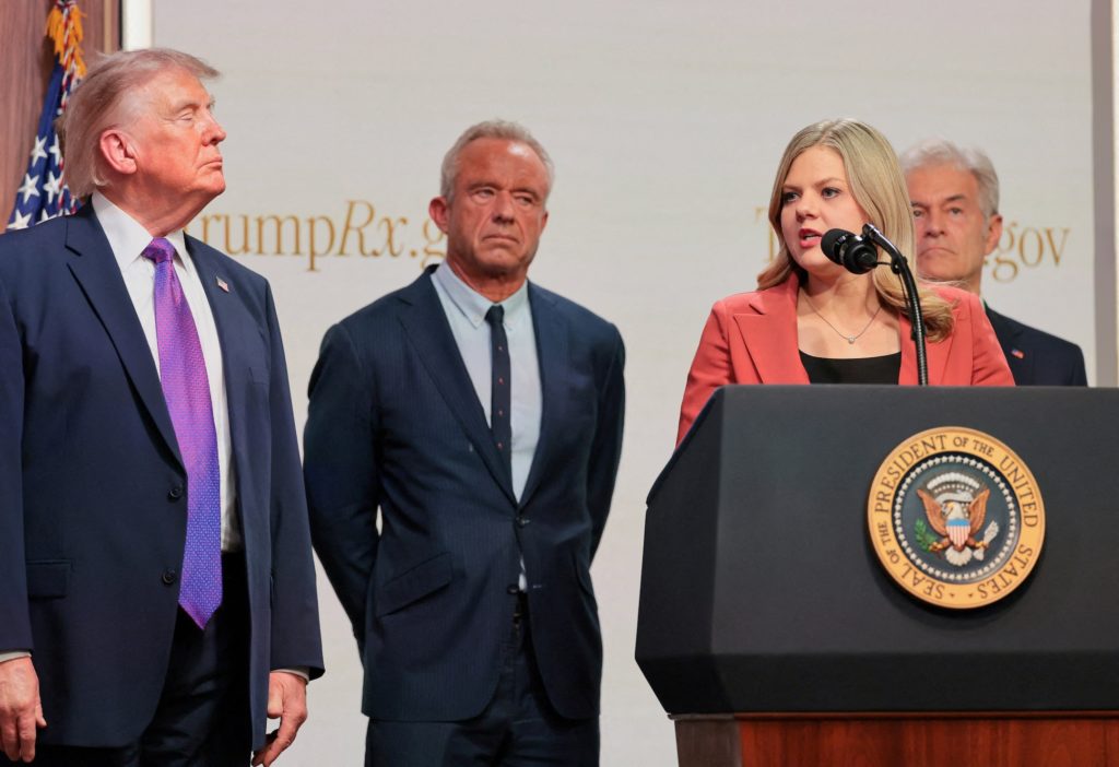 Trump Nomina a Heidi Overton, Asistente de la Casa Blanca, para Dirigir la FDA