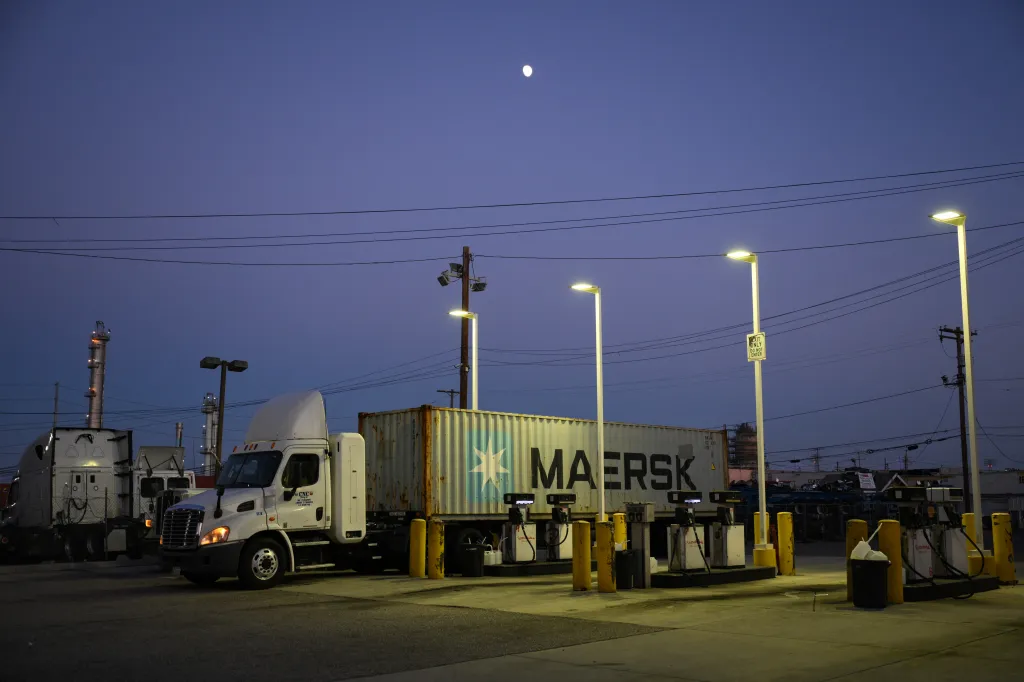 Trump Predicts Action on Diesel Prices as Costs Rise Amid War