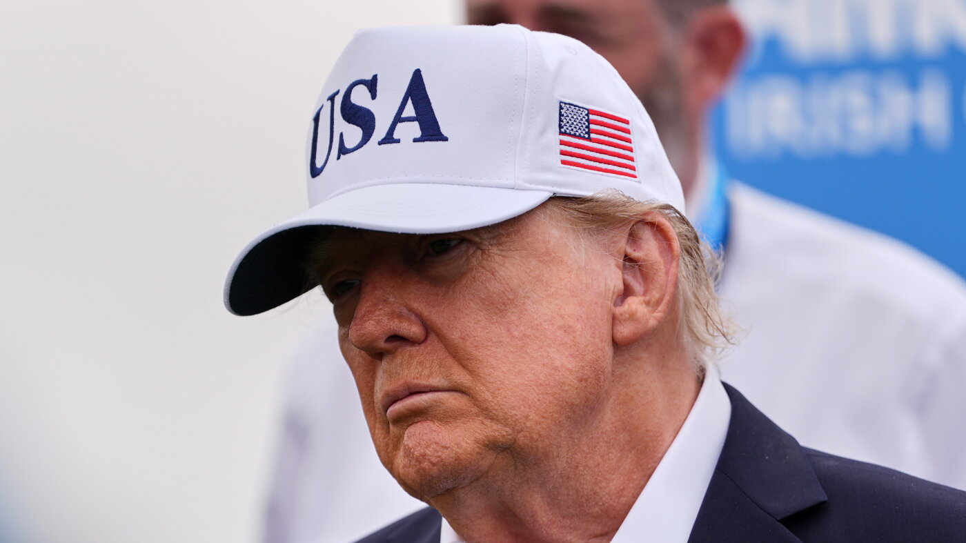 Trump Signals Openness to AI Guardrails Amid Tech Leader Concerns