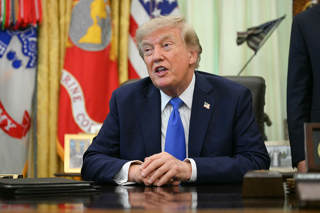 Trump Signs Orders to Restrict Birthright Citizenship and End ‘Birth Tourism’
