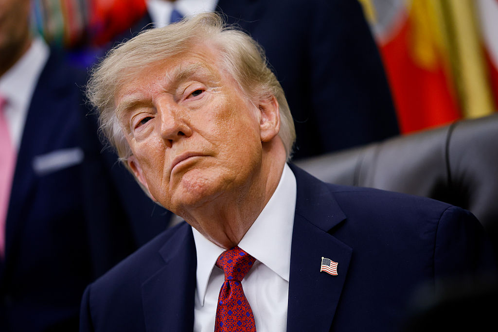 Trump Suggests Renaming Strait of Hormuz ‘Trump Strait’ Amid Iran Tensions