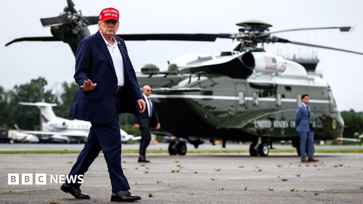 Trump Threatens Military Action Against Oman Amid Strait of Hormuz Negotiations
