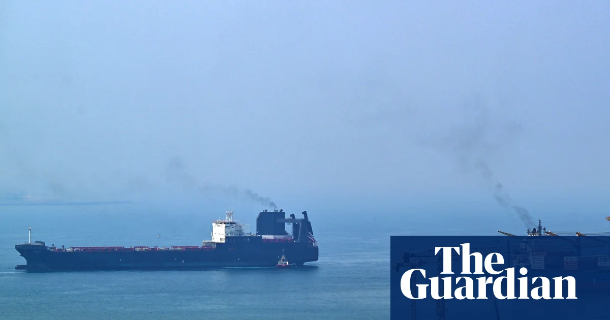 Trump Threatens Strikes on Iranian Power Plants Amid Ongoing Tensions