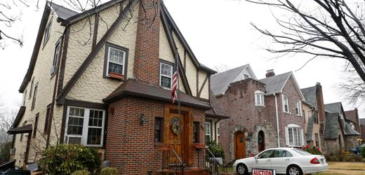 Trumps Elternhaus für fast zwei Millionen US-Dollar verkauft und saniert