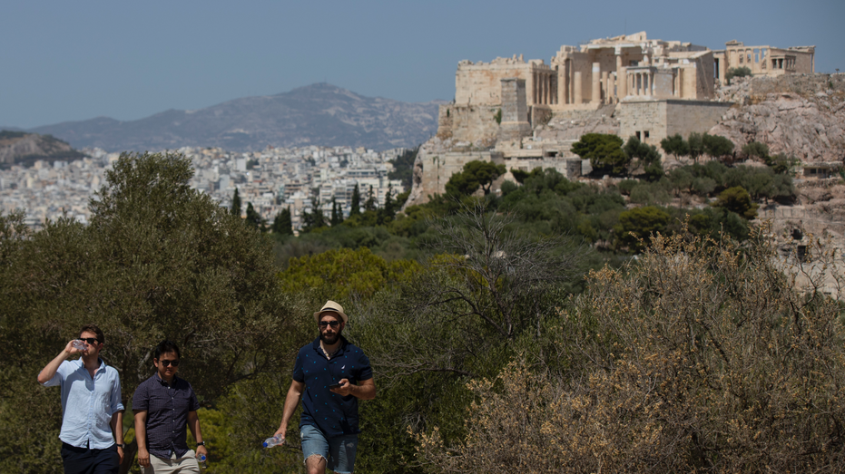 Two American Tourists Stabbed Near Athens' Acropolis; Suspect in Custody