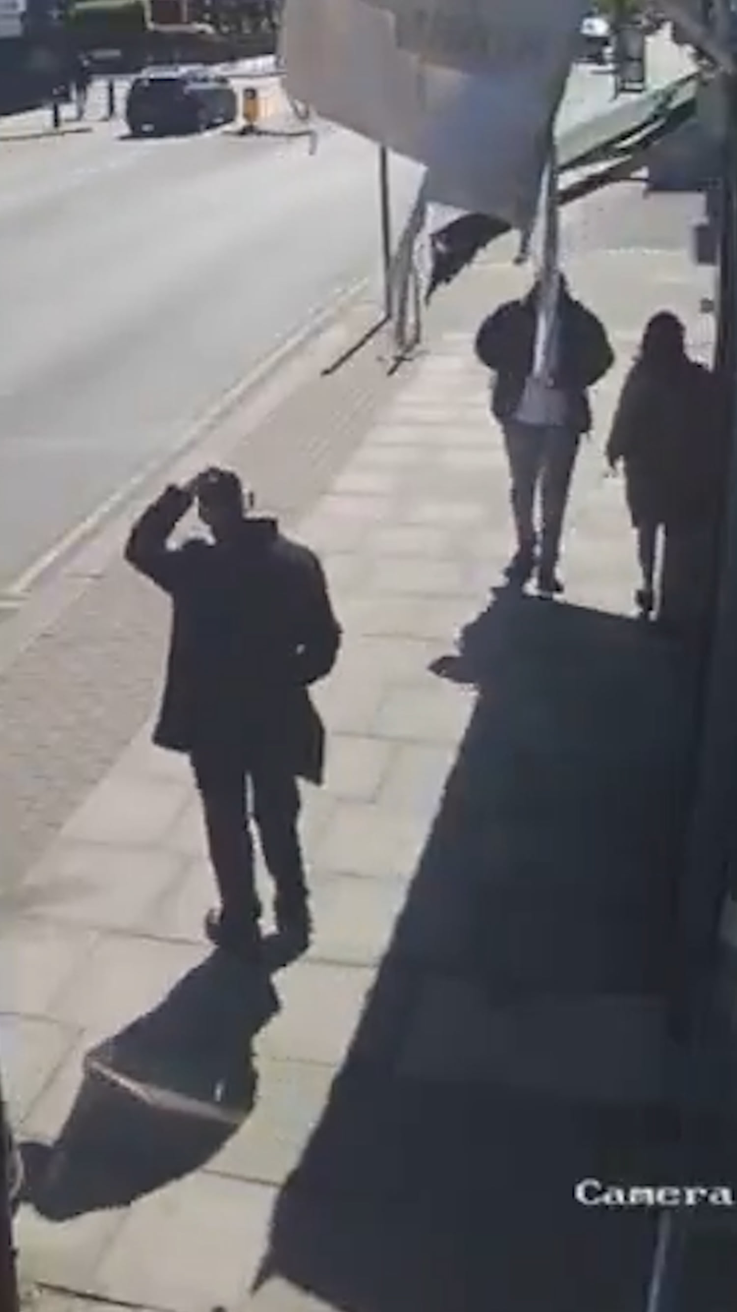 Two Jewish men stabbed in Golders Green, London; police declare terrorist incident, suspect arrested