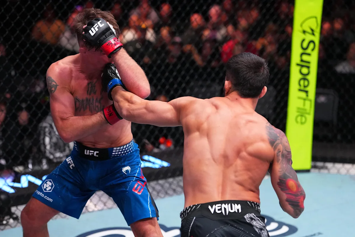 UFC Veteran Del Valle Loses Final Fight in 35 Seconds