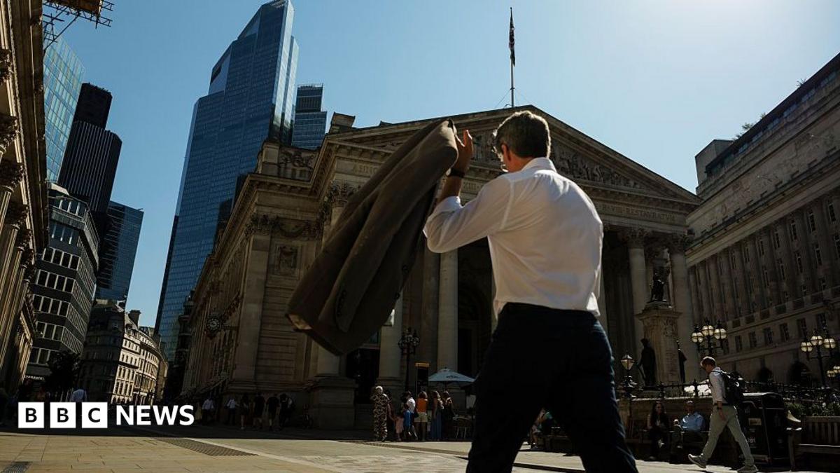 UK Government Borrowing Rises to £18.3 Billion in August, Exceeding Forecasts