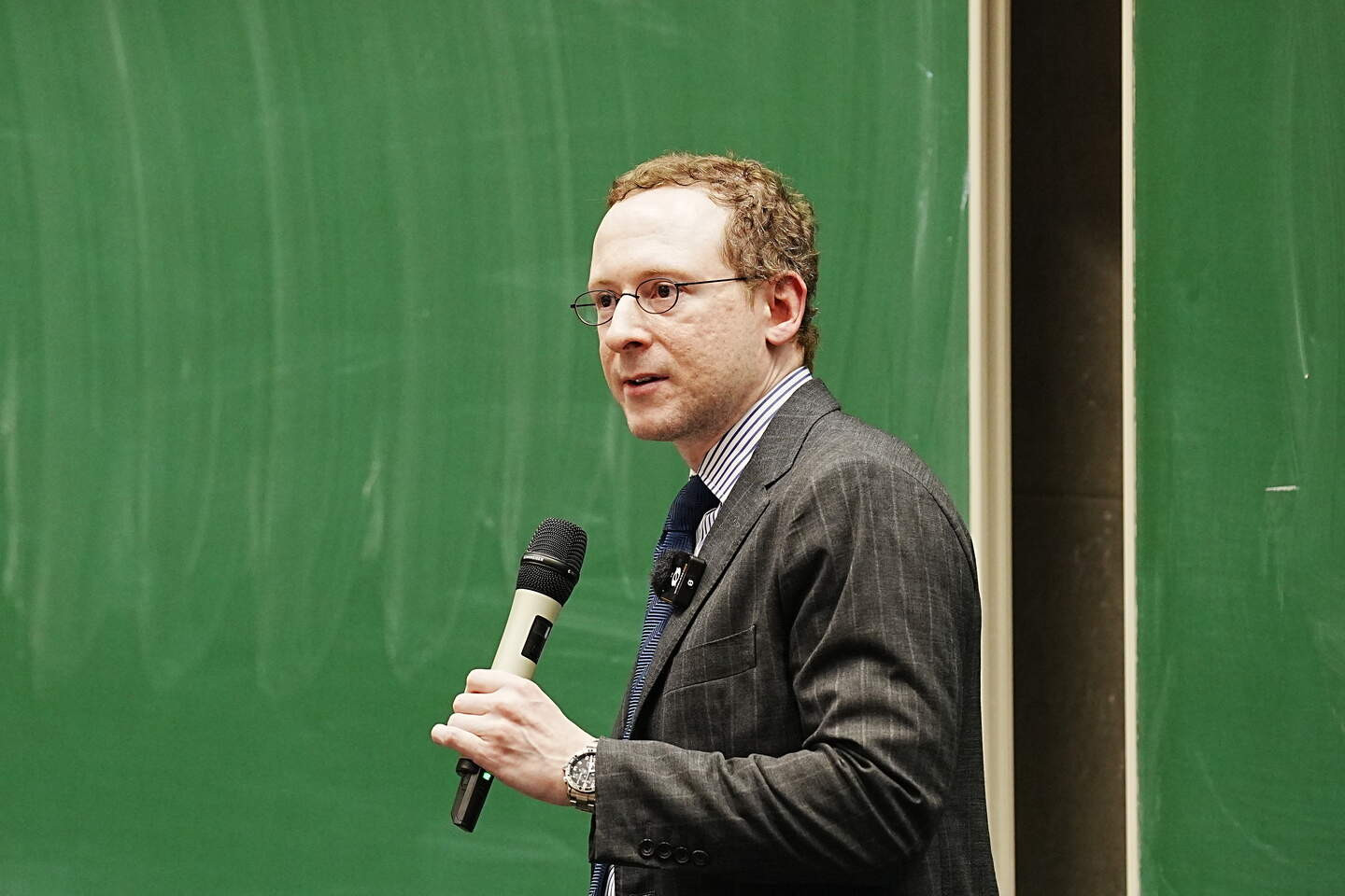 Universität Gent suspendiert Forscher nach Plagiatsvorwürfen und Tod von Cambridge-Professor
