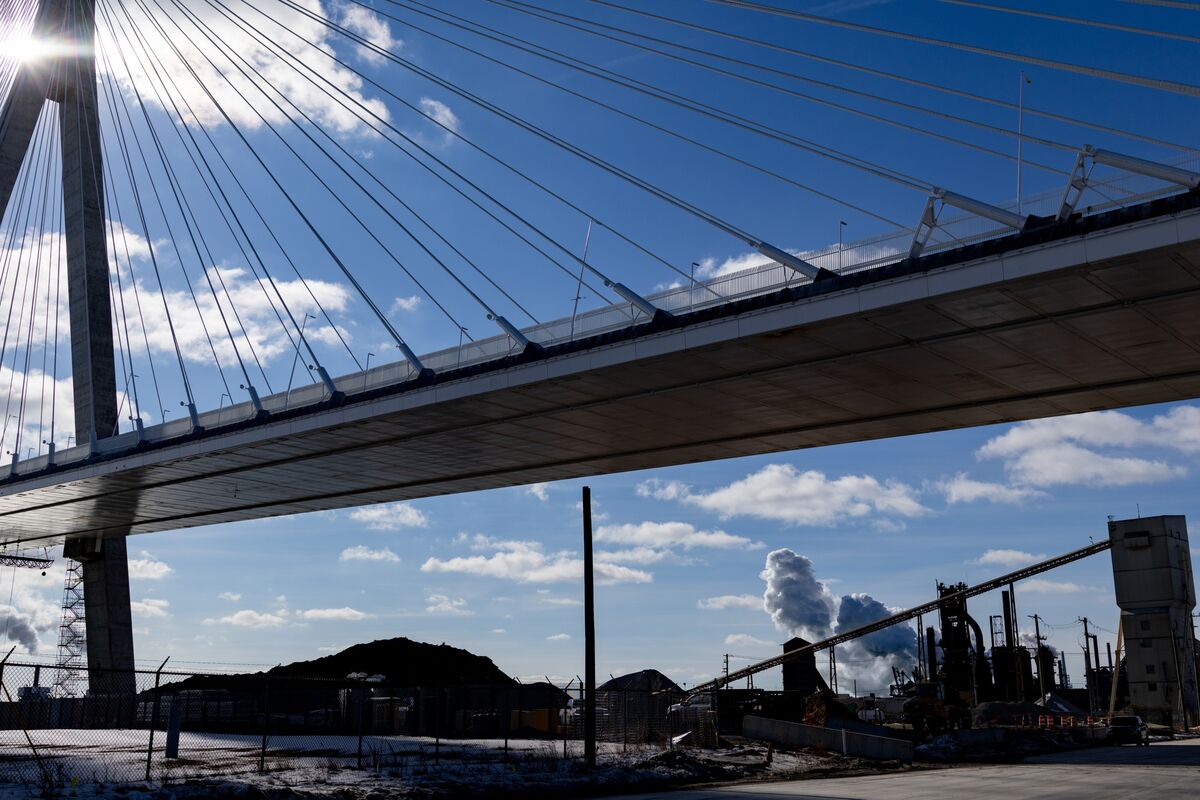 US and Canada Officials Prepare for Gordie Howe International Bridge Opening Despite Prior Political Opposition