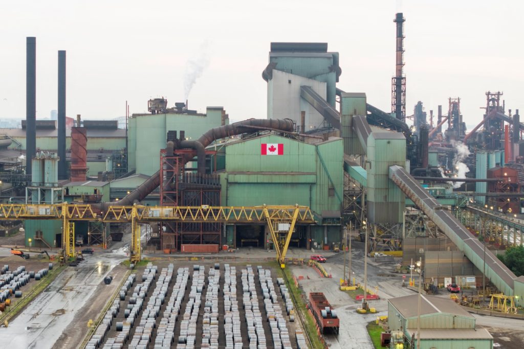 US-Canada Trade Tensions Escalate as Trump Threatens Auto Tariffs