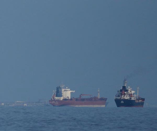 US Sanctions Iran's 'Shadow Fleet' of Oil Tankers