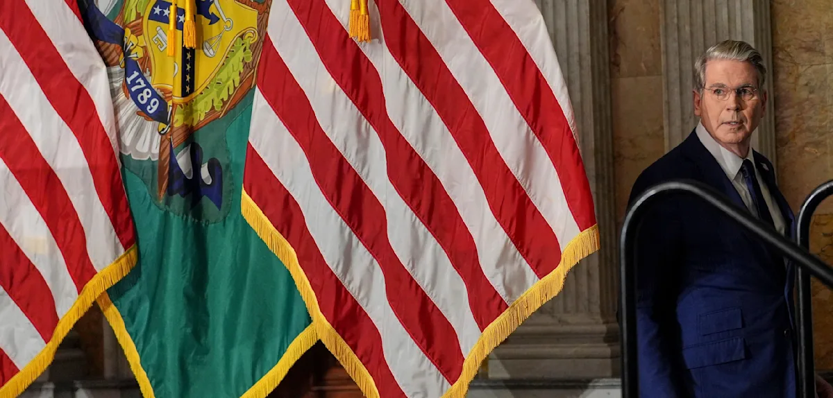 USA verstärken wirtschaftlichen Druck auf Iran – Uneinigkeit über Wirksamkeit