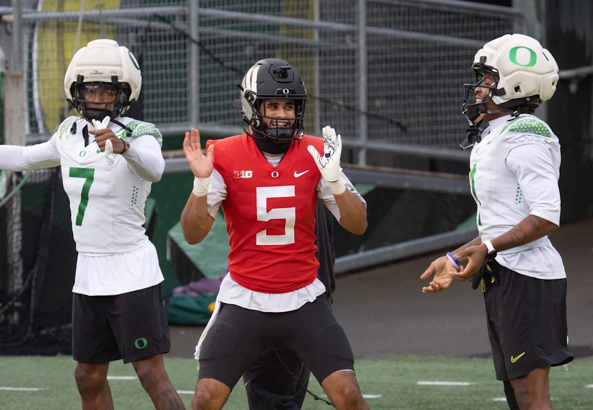 USC's Path to Victory Over Oregon Hinges on Dante Moore