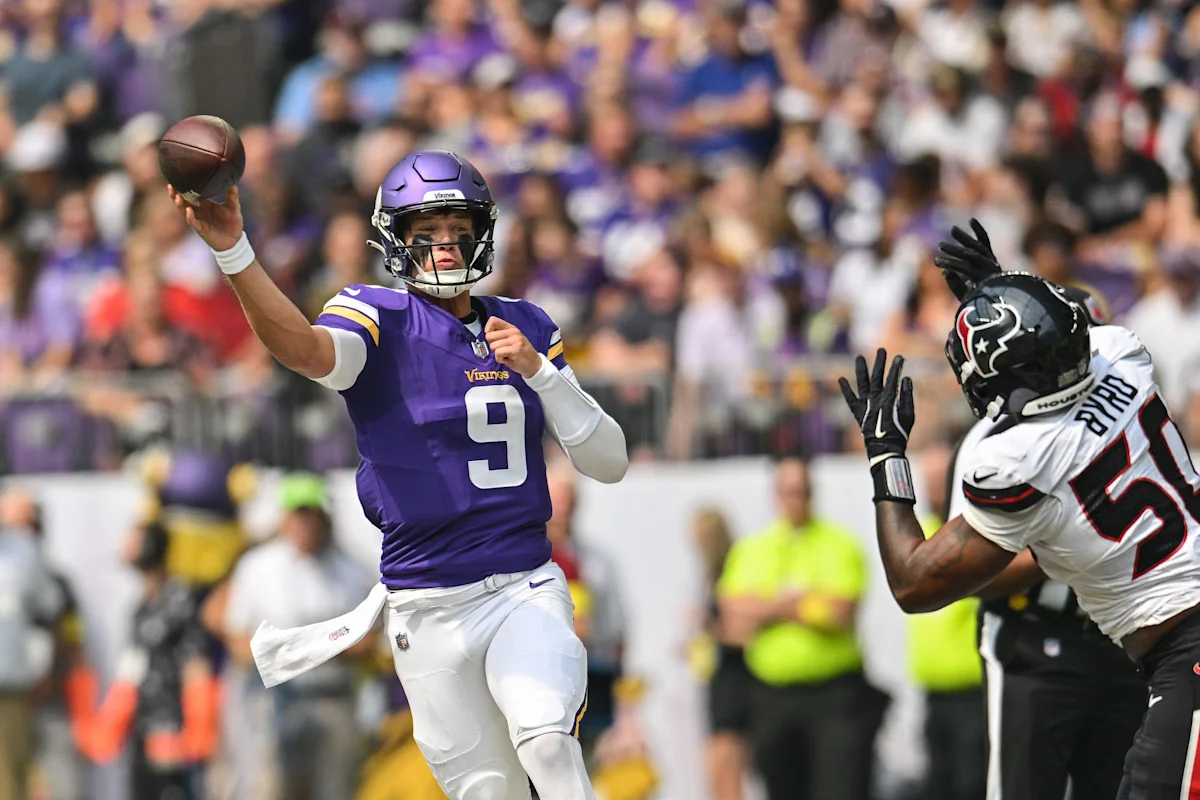 Vikings QB J.J. McCarthy Sees Momentum in Quarterback Battle