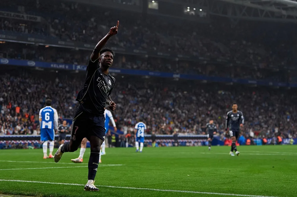 Vinicius Junior Signs New Real Madrid Deal Through 2032