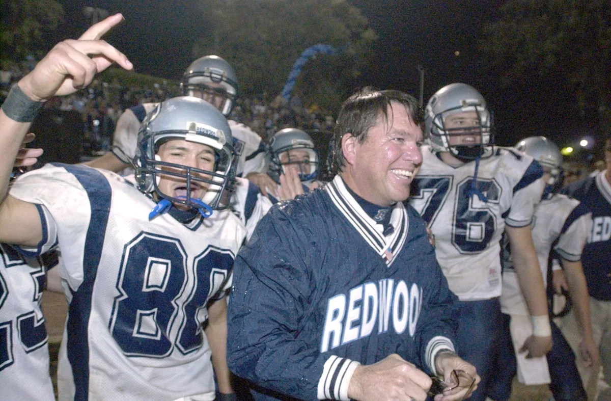 Visalia Football Coach John Yavasile Dies at 76