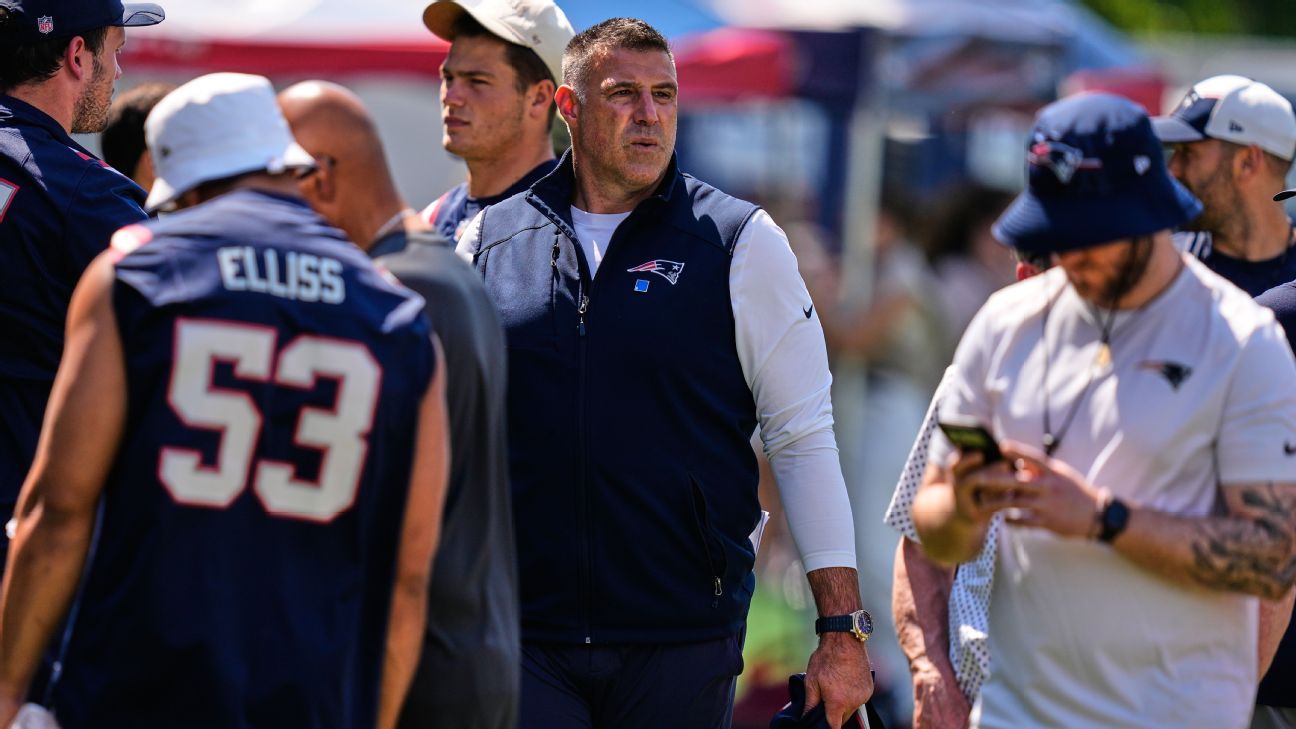 Vrabel Says Family-Football Balance 'Really Good'