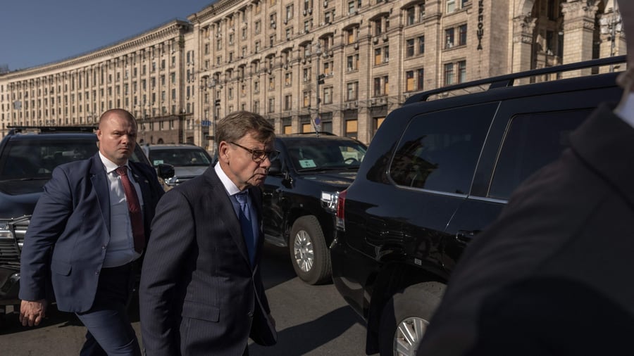 Wadephul besucht Ukraine während russischer Angriffe