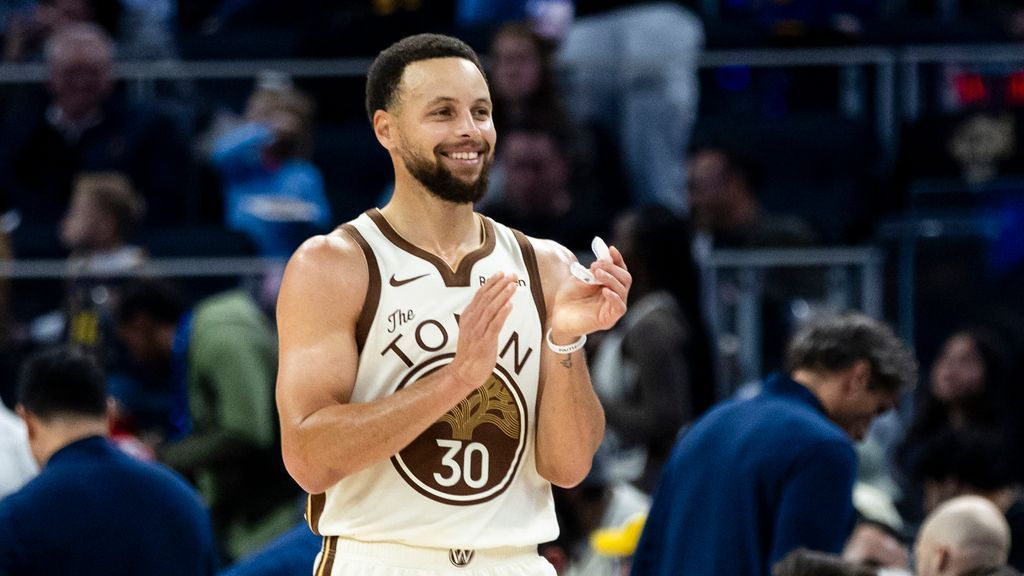 Warriors GM ist zuversichtlich, dass Stephen Curry beim Team bleiben wird