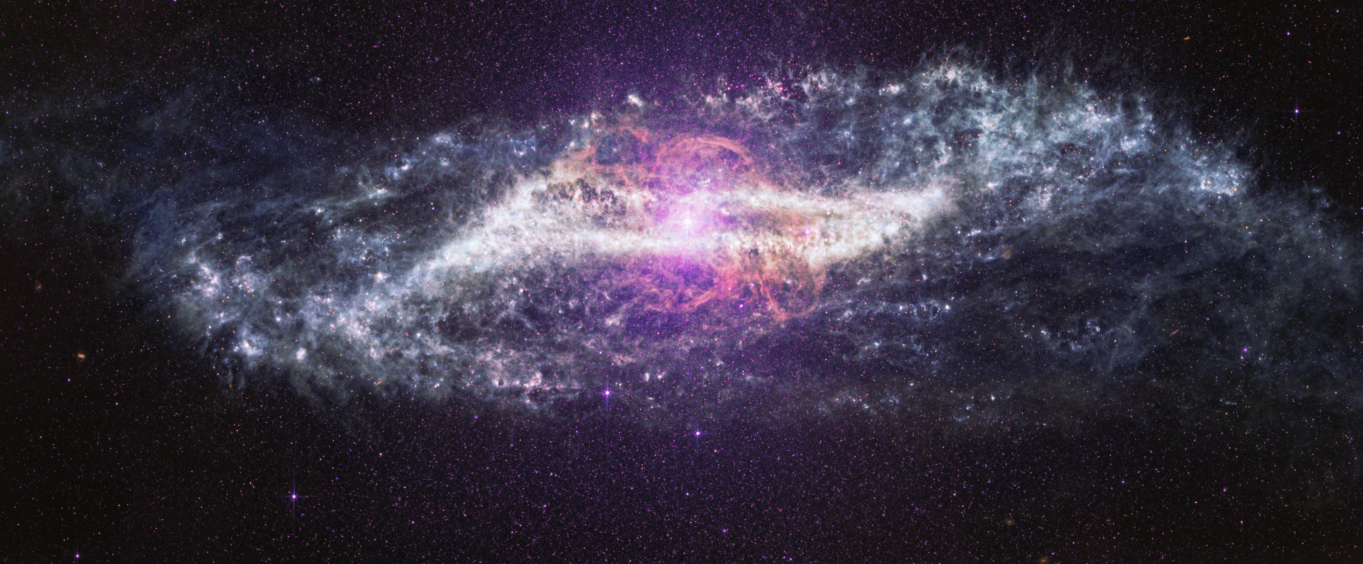 El Telescopio Webb Revela Detalles de la Galaxia Centaurus A