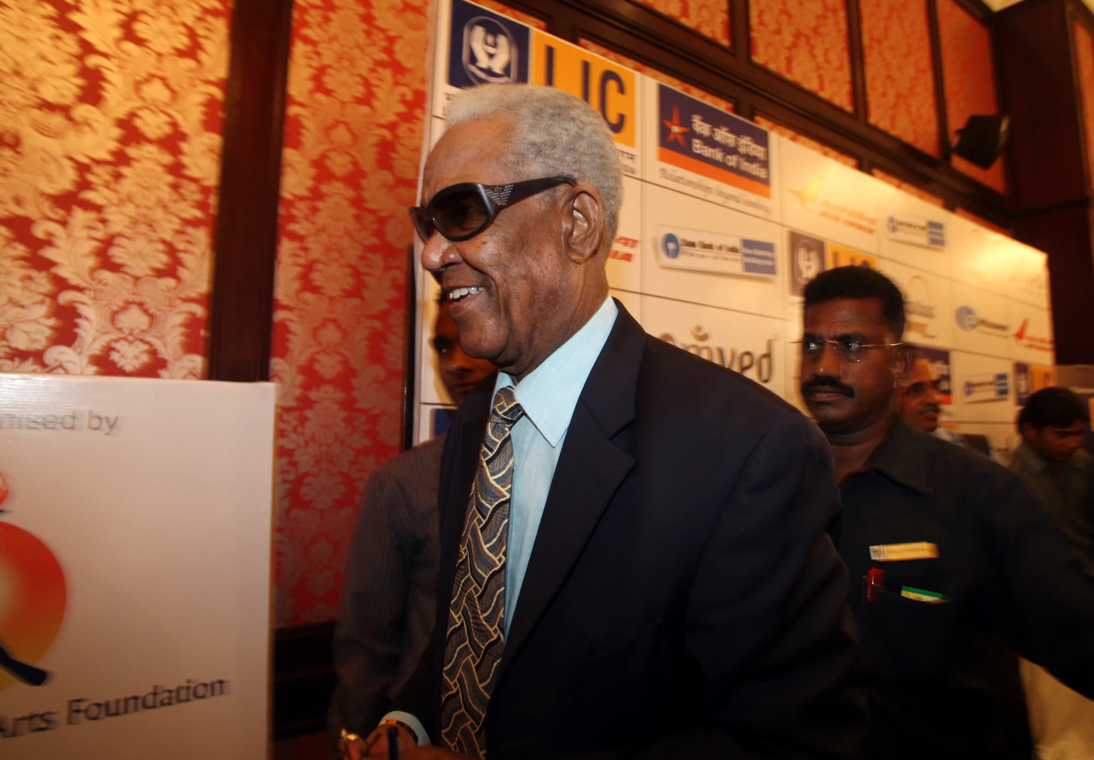West Indies Cricket Legend Sir Garfield Sobers Dies at 89