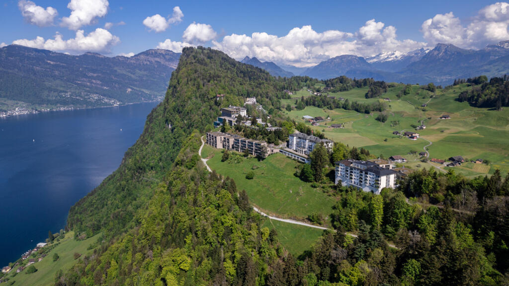 White House Announces Postponement of Vice President Vance’s Trip to Switzerland for Iran Negotiations