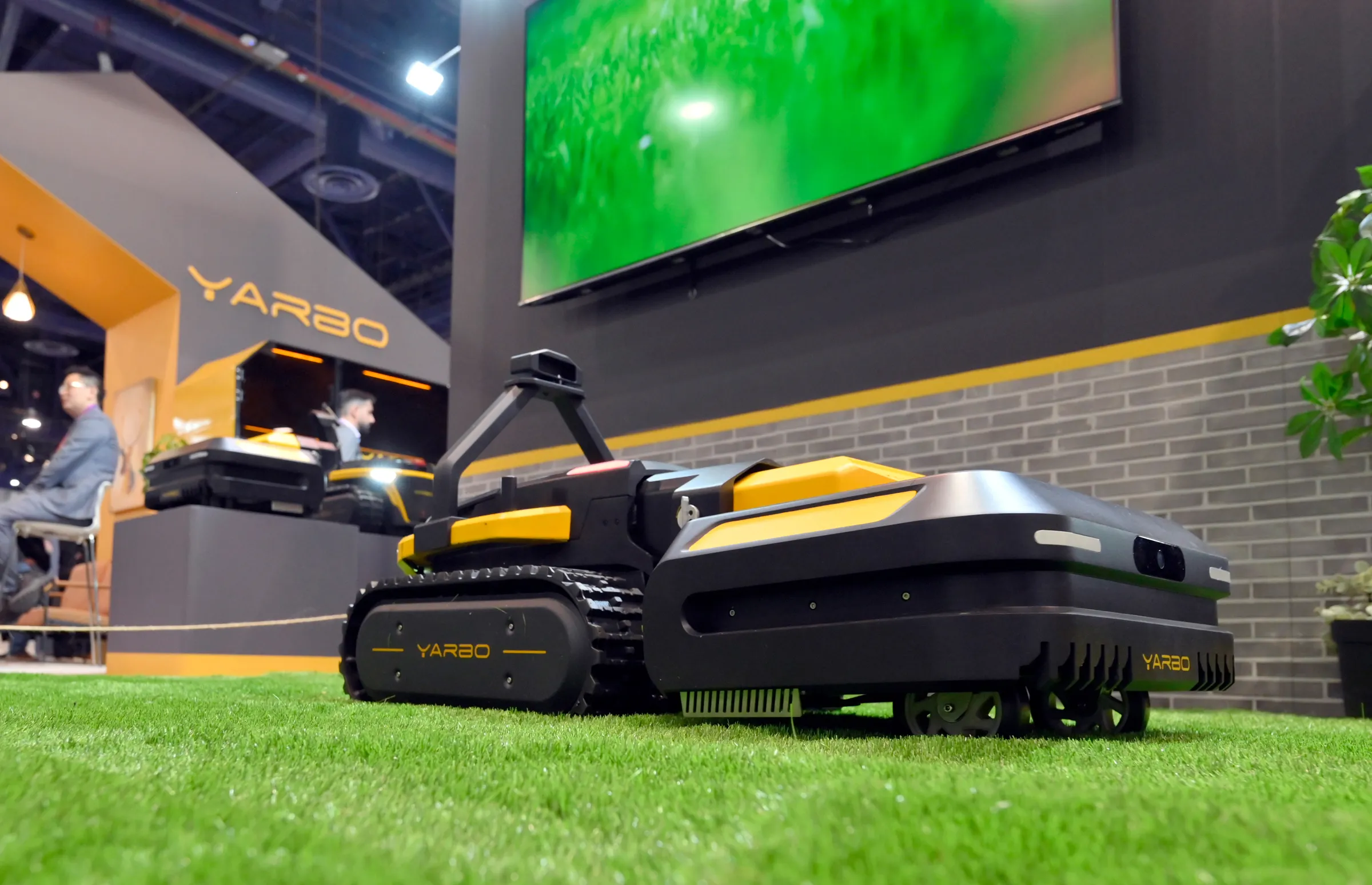 Wired Reports Hackable Robot Lawn Mower Raises Security Alarms