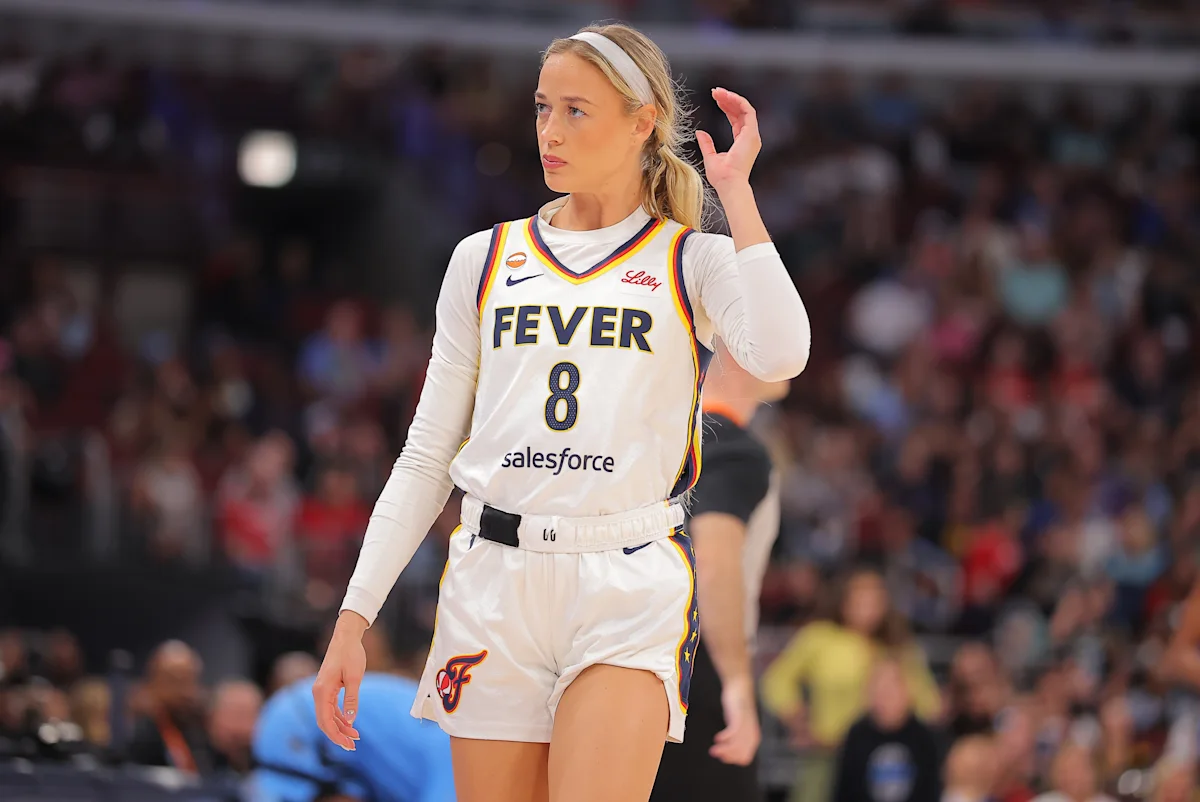 WNBA खिलाड़ी की टिप्पणियों से कार्ड बाजार को बढ़ावा