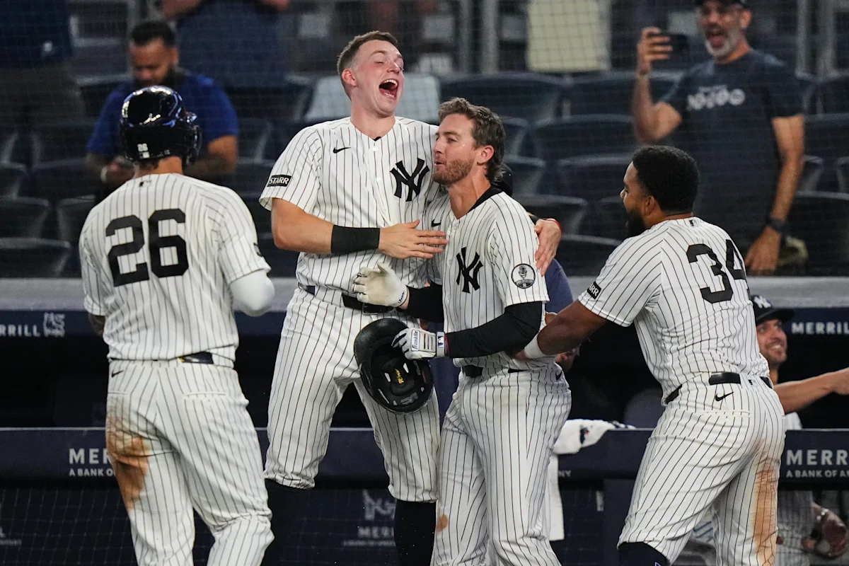Yankees Defeat Braves in 10th Inning Walk-Off