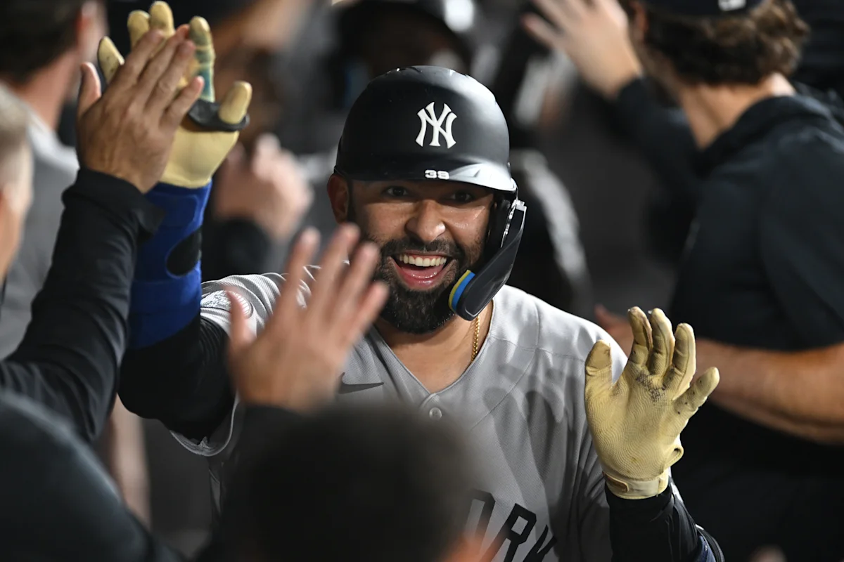 Yankees Defeat White Sox as Ali Sánchez Hits First Career Homer