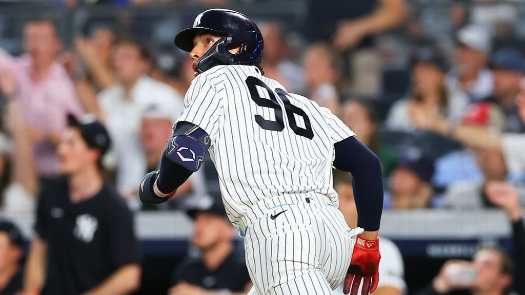 Yankees' Lombard Homers in Debut, Follows Brother’s Lead