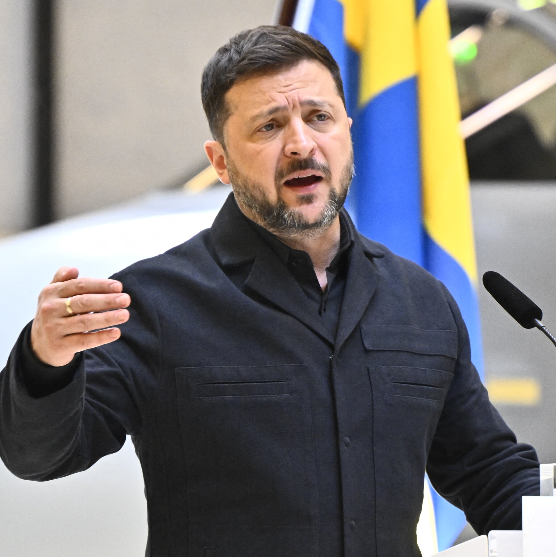 Zelensky Writes Public Letter to Putin Calling for Face-to-Face Negotiations