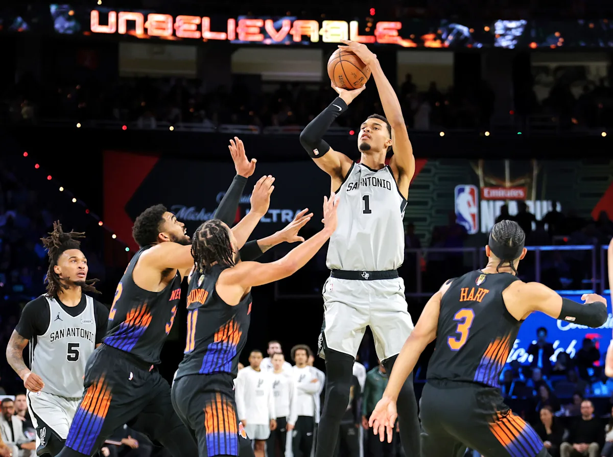 Air Corgi Predicts Spurs-Knicks NBA Finals to Go 7 Games